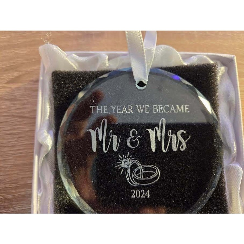 Mr & Mrs 2024 Wedding Ornament Glass Engraved Mr & Mrs Gift